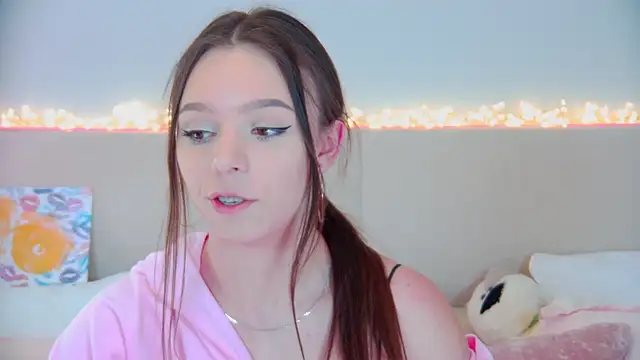 ElisabethDavis online show from 26, 2, 2025