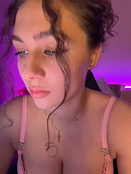 Snapshot of Your_insomniya chatting on 19, 4, 2026 Your insomniya online show from 19, 4, 2026