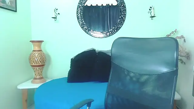 Sofia Franco  online show from 19, 11, 2025