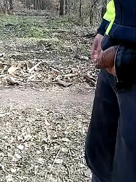 Nikeyone2 online show from 12, 3, 2026