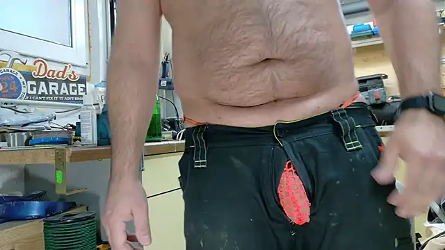 Nikeyone2 online show from 13, 2, 2026