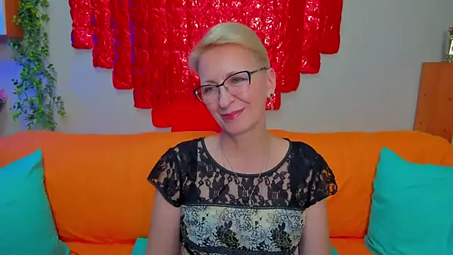 iamyourdream89 online show from 17, 2, 2026