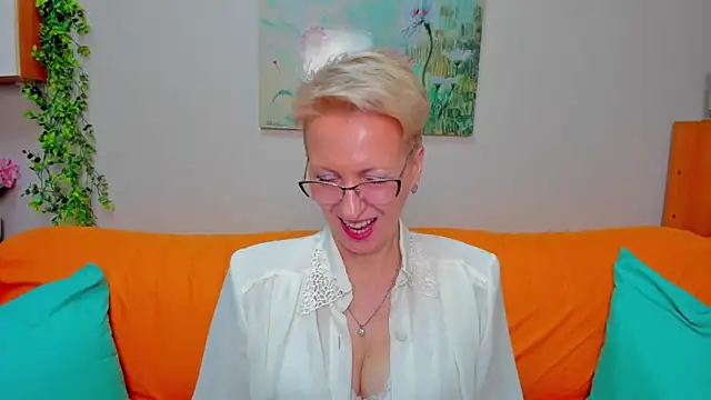 iamyourdream89 online show from 19, 4, 2026