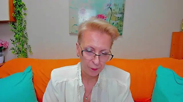 iamyourdream89 online show from 19, 4, 2026