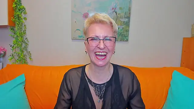 iamyourdream89 online show from 16, 3, 2026