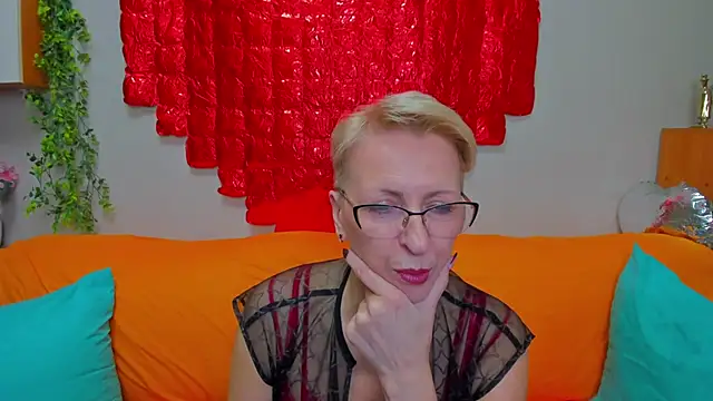 iamyourdream89 online show from 10, 2, 2026