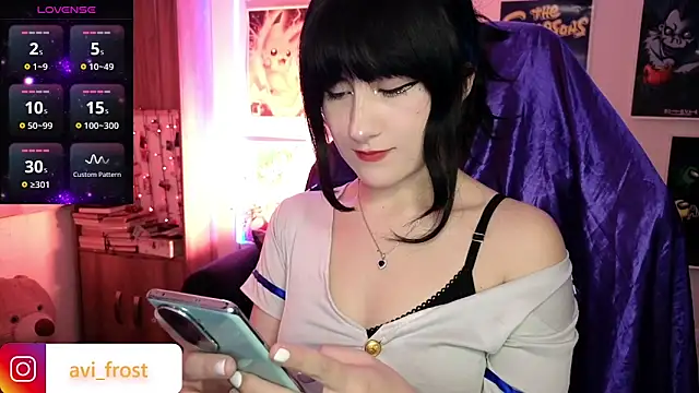 Snapshot of avi_frost chatting on 4, 3, 2025 avi frost online show from 4, 3, 2025