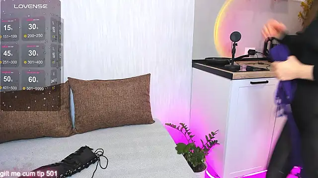 Monica Blair online show from 12, 3, 2026