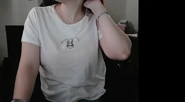 Snapshot of norahrosss chatting on 24, 12, 2024 norahrosss online show from 24, 12, 2024