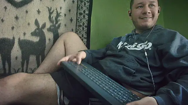 Snapshot of sweet_cock28 chatting on 20, 6, 2026 sweet cock28 online show from 20, 6, 2026