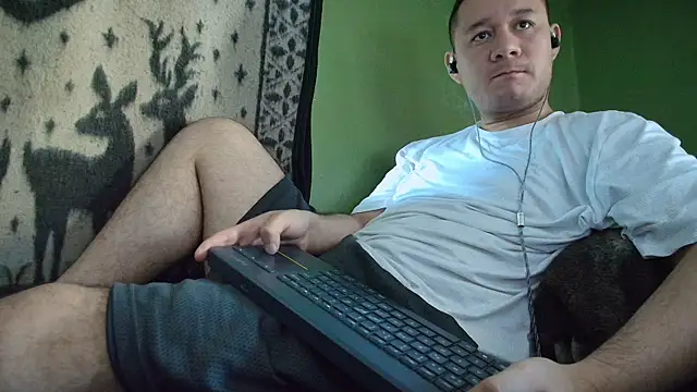 Snapshot of sweet_cock28 chatting on 15, 6, 2026 sweet cock28 online show from 15, 6, 2026