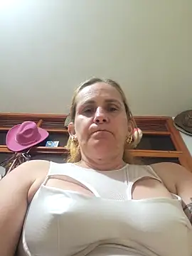 SeductionSilera online show from 8, 4, 2026