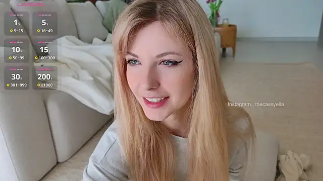 Cassycum online show from 5, 3, 2025