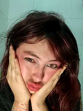 Lauri Greeneyes1 online show from 21, 4, 2026