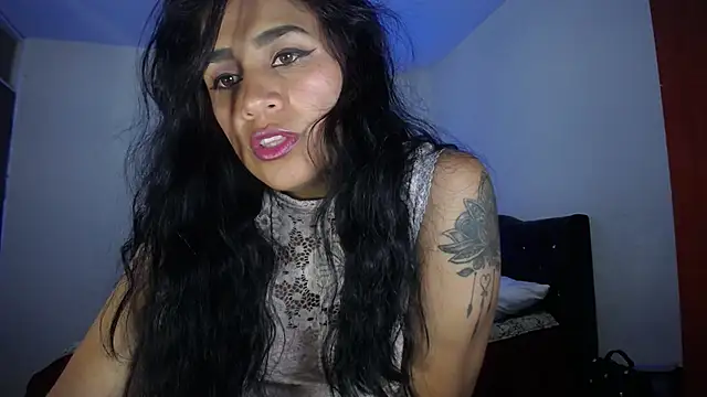 pinky violeta online show from 11, 2, 2025
