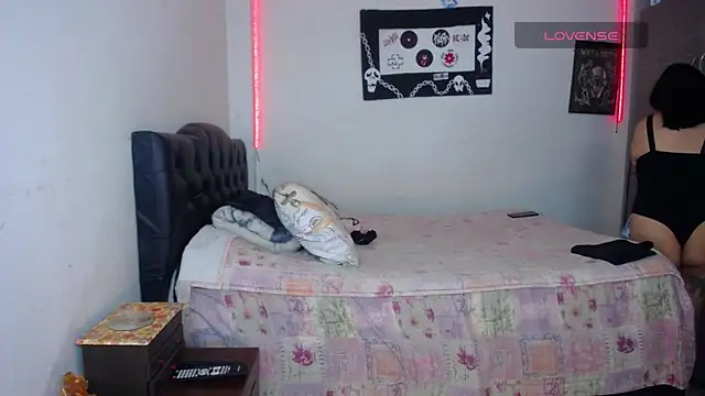 pinky violeta online show from 26, 3, 2026