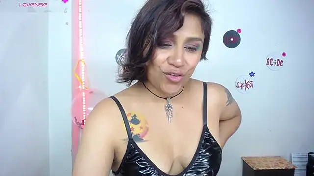 Snapshot of pinky_violeta chatting on 19, 7, 2026 pinky violeta online show from 19, 7, 2026