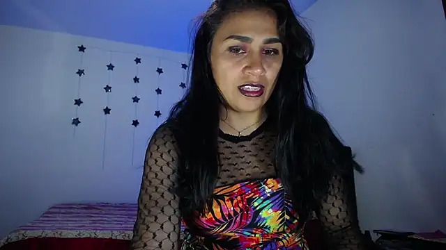 pinky violeta online show from 23, 1, 2025
