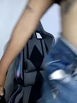 kanyat  online show from 18, 4, 2026