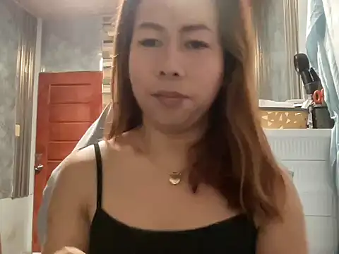 UrLove Marga online show from 2, 4, 2026