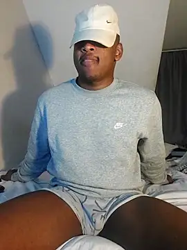 Snapshot of _MAC24k chatting on 4, 10, 2025 MAC24k online show from 4, 10, 2025