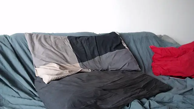 frankkk82 online show from 9, 3, 2025