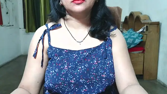 Cute Mahi22 online show from 18, 10, 2025