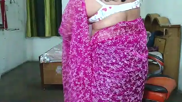 Cute Mahi22 online show from 3, 2, 2026