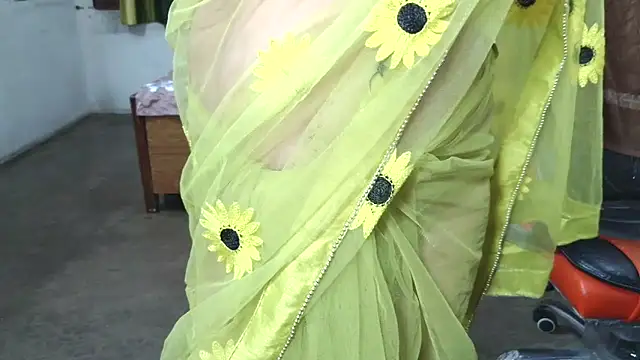 Cute Mahi22 online show from 1, 3, 2026