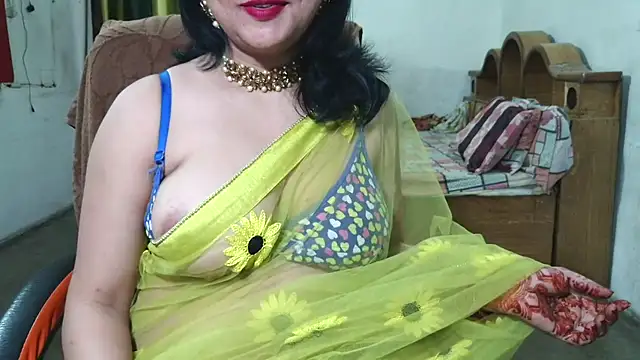 Cute Mahi22 online show from 11, 9, 2025
