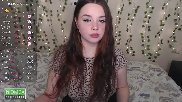 Snapshot of aliice_cutie chatting on 11, 2, 2025 aliice cutie online show from 11, 2, 2025