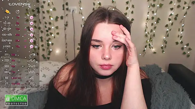 Snapshot of aliice_cutie chatting on 25, 12, 2024 aliice cutie online show from 25, 12, 2024