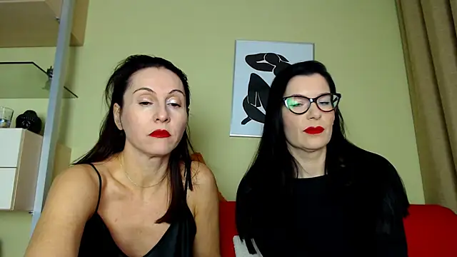 Snapshot of BDSMStars chatting on 11, 11, 2025 BDSMStars online show from 11, 11, 2025