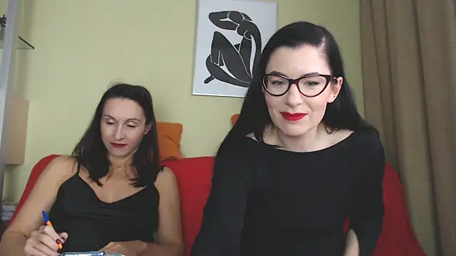 Snapshot of BDSMStars chatting on 31, 10, 2025 BDSMStars online show from 31, 10, 2025