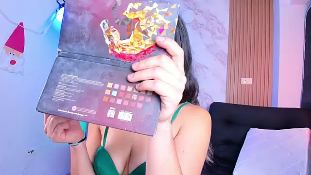 Snapshot of Megan_blue7 chatting on 18, 3, 2025 Megan blue7 online show from 18, 3, 2025