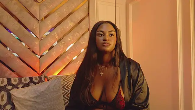 Noa Adams online show from 11, 10, 2025