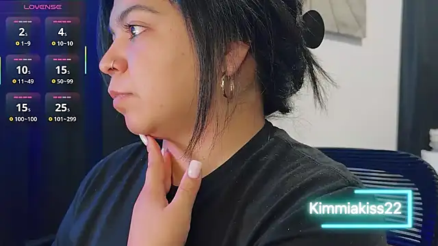 kimmiakiss22 online show from 17, 9, 2025