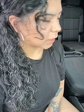 kimmiakiss22 online show from 15, 4, 2026