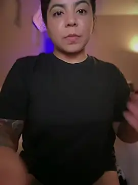 kimmiakiss22 online show from 24, 2, 2025