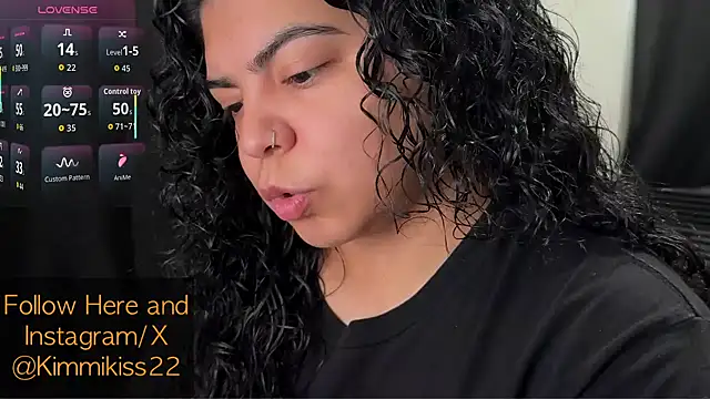 kimmiakiss22 online show from 29, 10, 2025