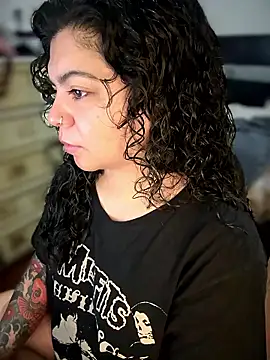 kimmiakiss22 online show from 14, 1, 2026