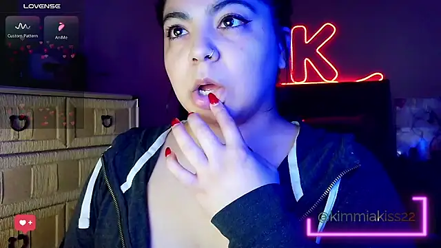 kimmiakiss22 online show from 27, 2, 2026