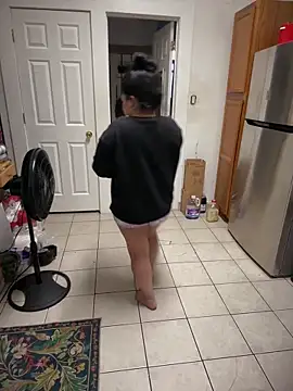 kimmiakiss22 online show from 17, 4, 2026