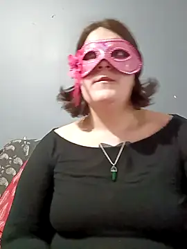 Lolabeluccia xh  online show from 6, 2, 2026