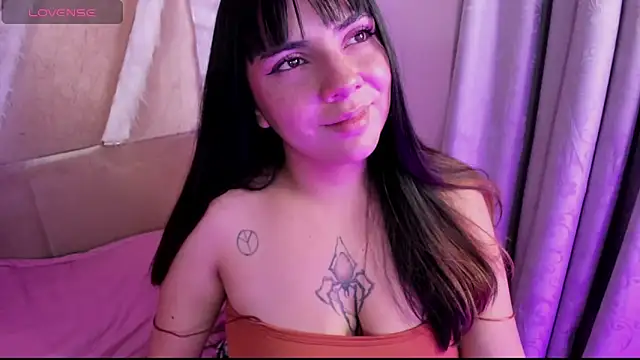 xhinata hyugax online show from 17, 5, 2026