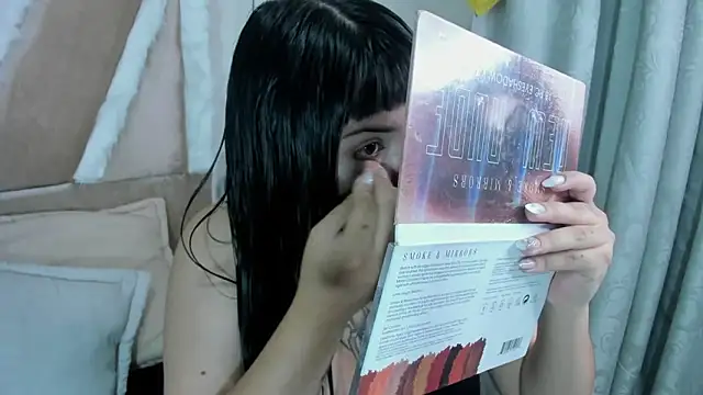 Snapshot of xhinata_hyugax chatting on 1, 10, 2025 xhinata hyugax online show from 1, 10, 2025