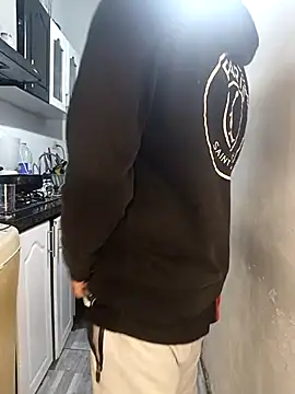 catire2323 online show from 4, 12, 2025