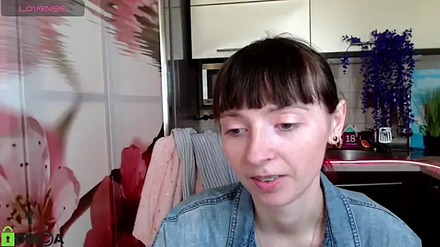 TayanaJons online show from 10, 3, 2026