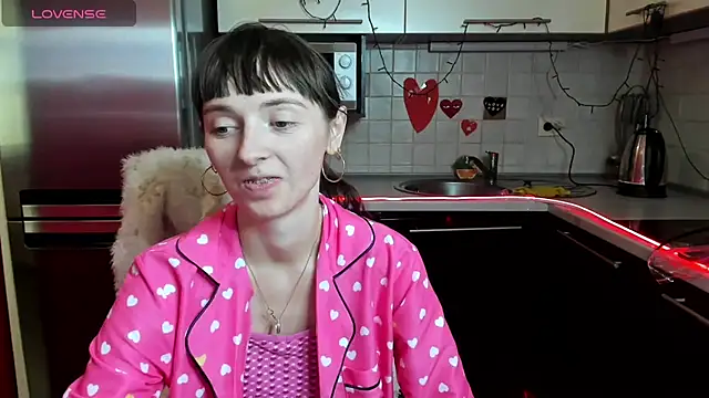 TayanaJons online show from 4, 2, 2025