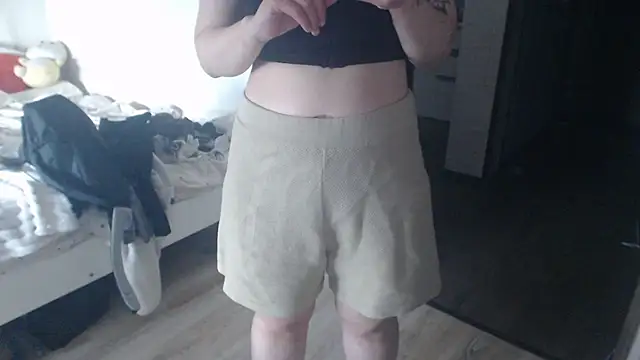 amanda kiss kiss online show from 12, 4, 2026